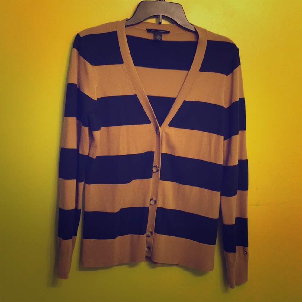 Navy and tan Tommy Hilfiger cardigan